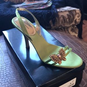 Satin sling back w butterfly, perfect condition.